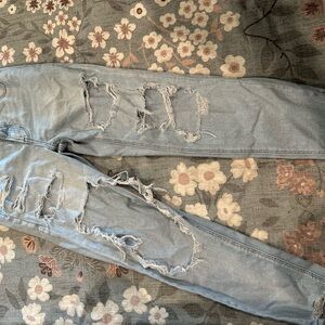 American Eagle Outfitters Light Blue Distressed Skinny Jeans